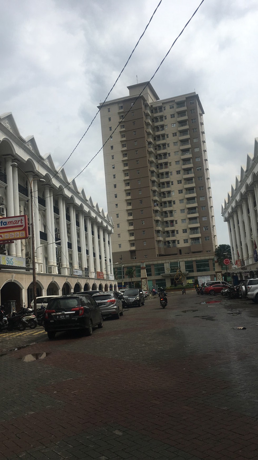 Ruko Rich Palace reasonable sale 4 lantai jarang. ada