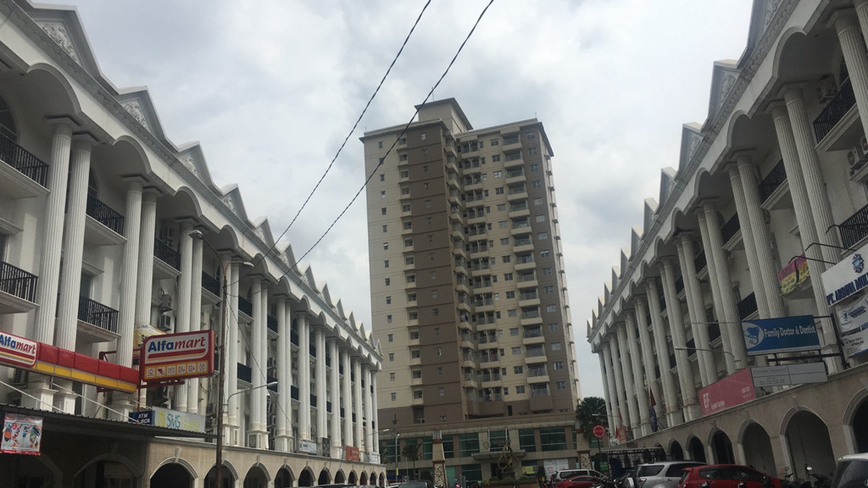 Ruko Rich Palace reasonable sale 4 lantai jarang. ada