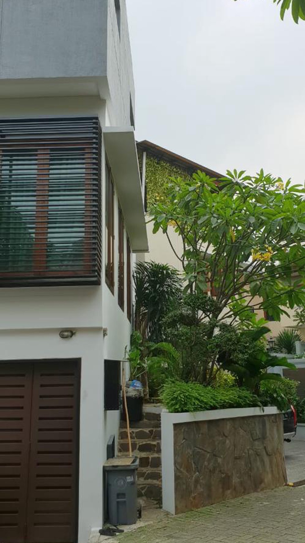 Dijual Rumah Minimalis Modern dan Nyaman di lokasi yg tenang di Jati Padang