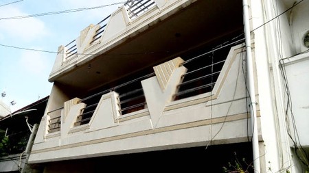 Rumah  Full Furnish di Jl. Gunuing Sahari Luas 117m2