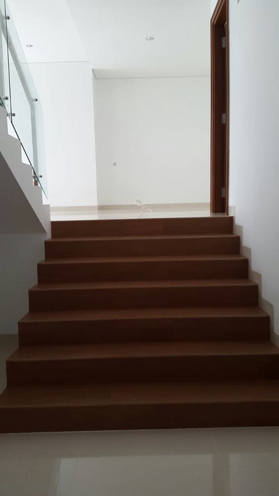 Rumah Mewah, Baru siap huni  di Delatinos