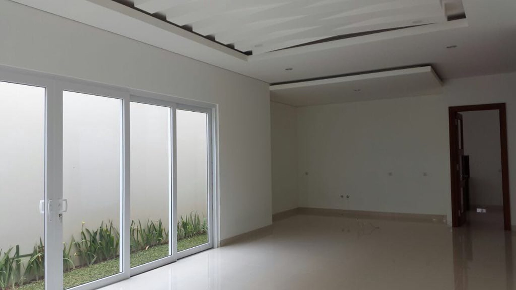 Rumah Mewah, Baru siap huni  di Delatinos