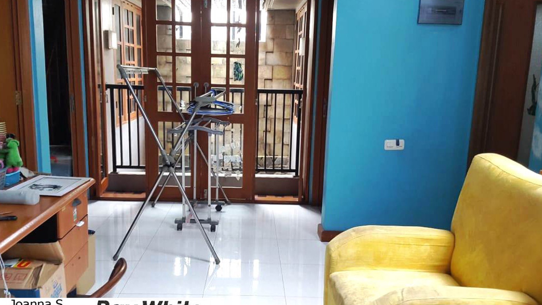 Dijual Rumah Antik Siap Huni di Water Garden, Grand Wisata, Bekasi
