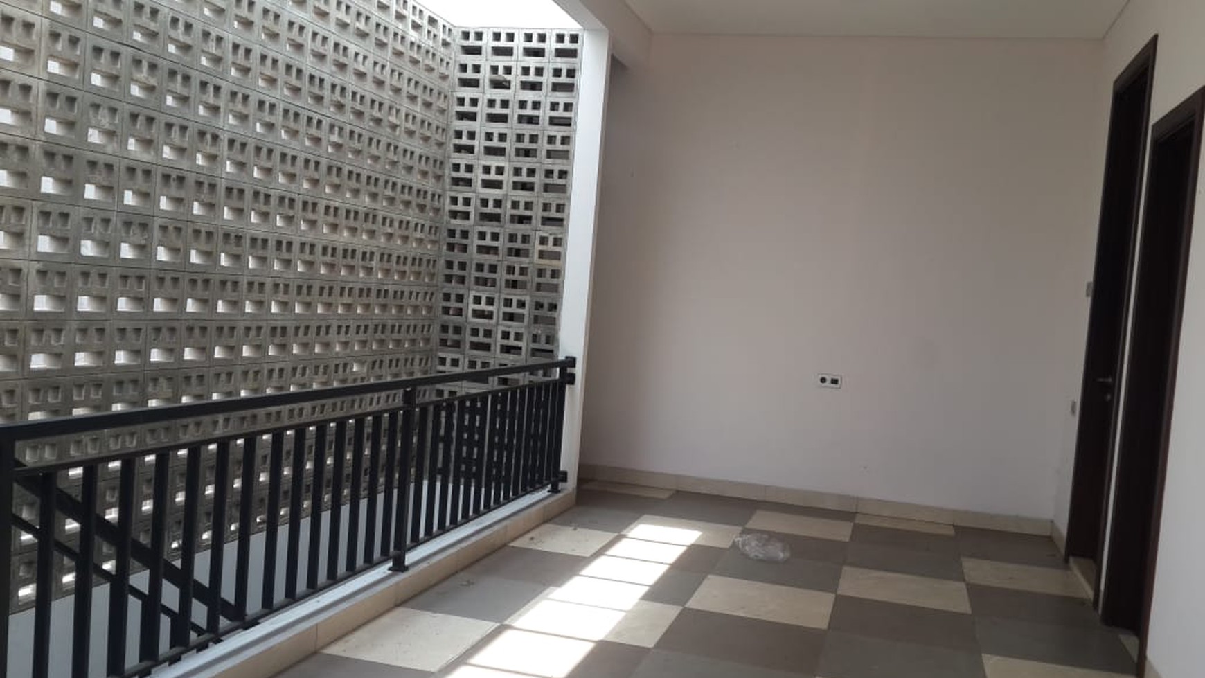 Rumah Mewah,dalam cluster,standar 2 lantai di Bintaro Jaya 7