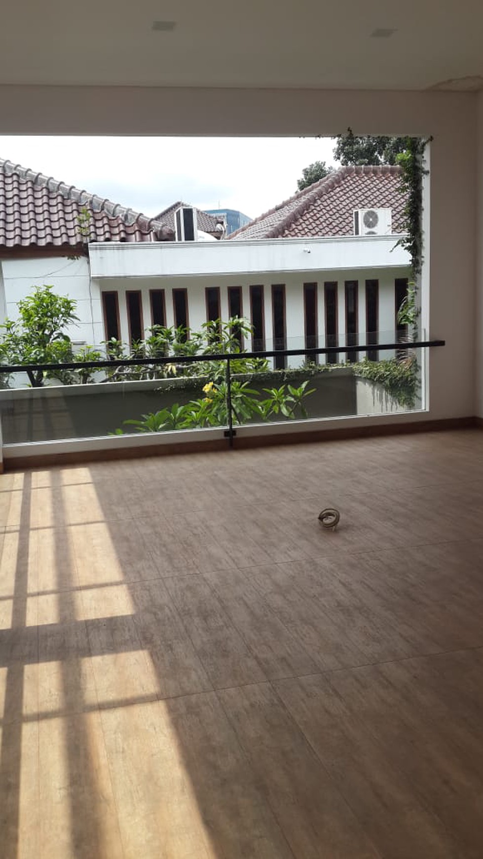 Rumah Mewah,dalam cluster,standar 2 lantai di Bintaro Jaya 7