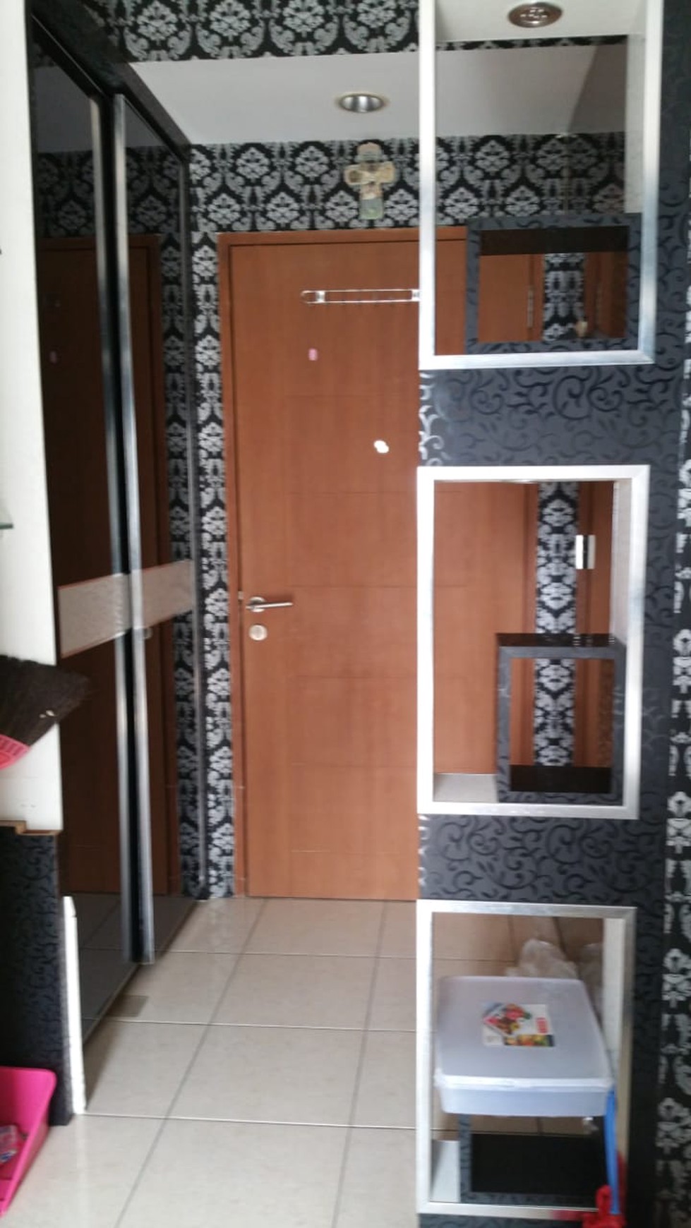 Apt dijual