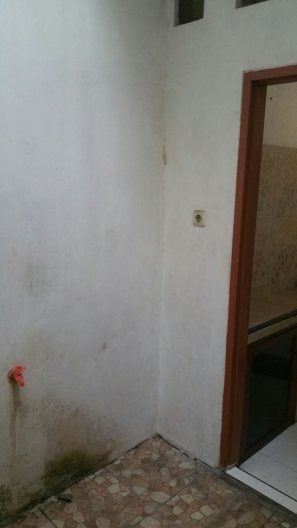 Rumah Nyaman dan Siap Huni di kawasan Villa Bintaro Indah, Jombang