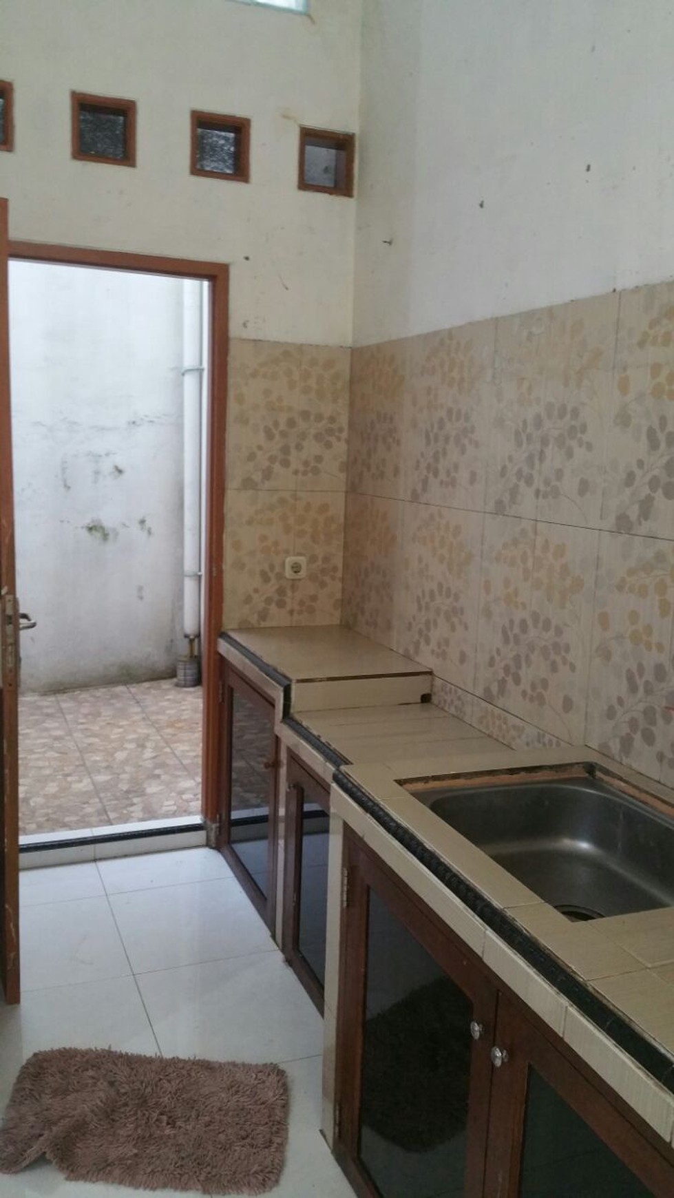 Rumah Nyaman dan Siap Huni di kawasan Villa Bintaro Indah, Jombang