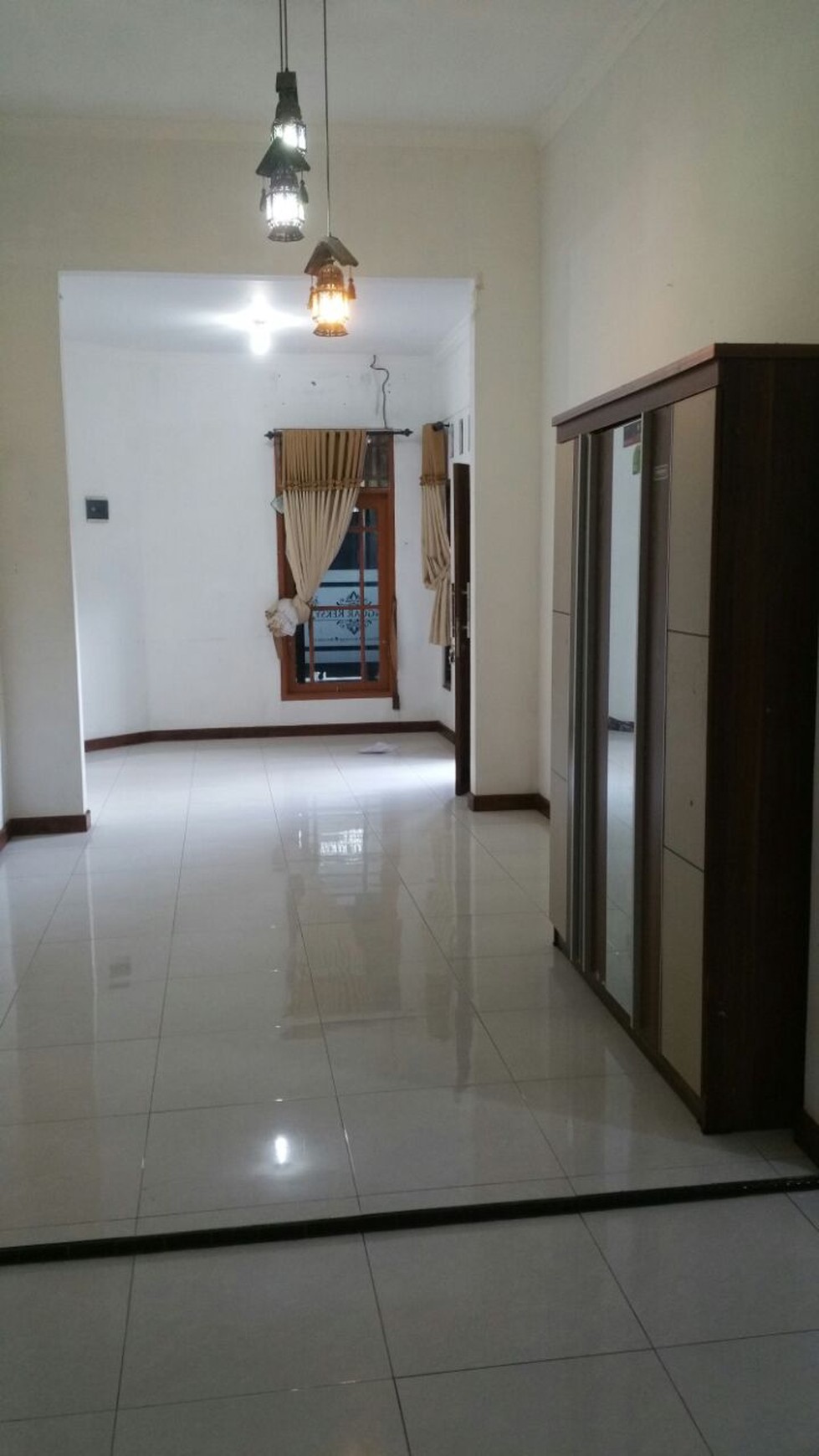 Rumah Nyaman dan Siap Huni di kawasan Villa Bintaro Indah, Jombang