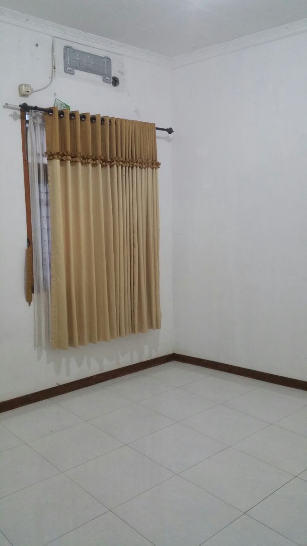 Rumah Nyaman dan Siap Huni di kawasan Villa Bintaro Indah, Jombang