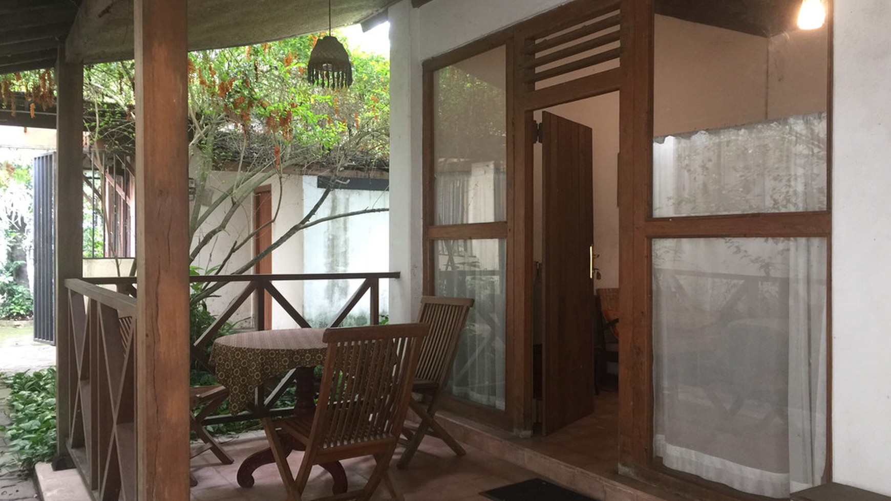 GALERY, COFFE SHOP, PENGINAPAN, DIKOTA JOGJA, JL TIRTODIPURAN, MANTRIJERON