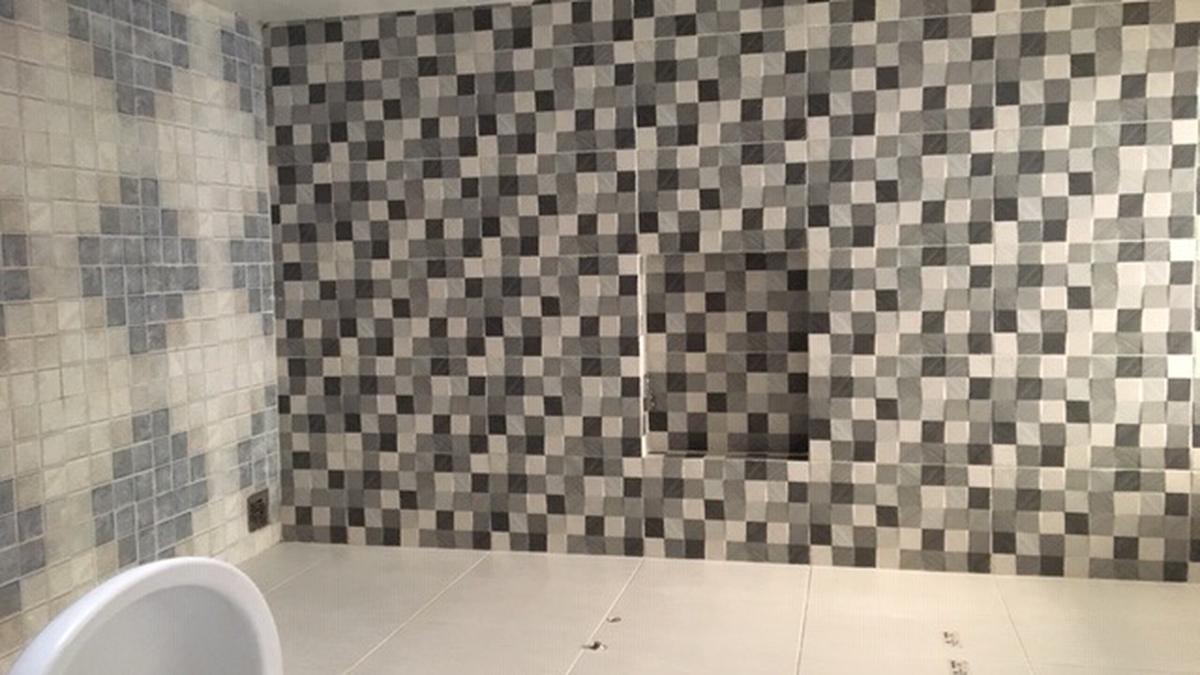 Di Jual New Britania JL. Liverpool - Lippo Karawaci Tangerang