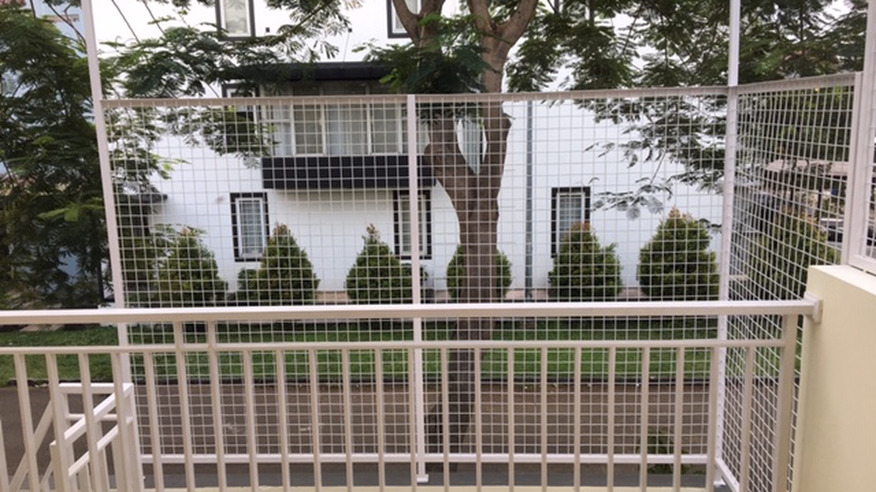 Di Jual New Britania JL. Liverpool - Lippo Karawaci Tangerang