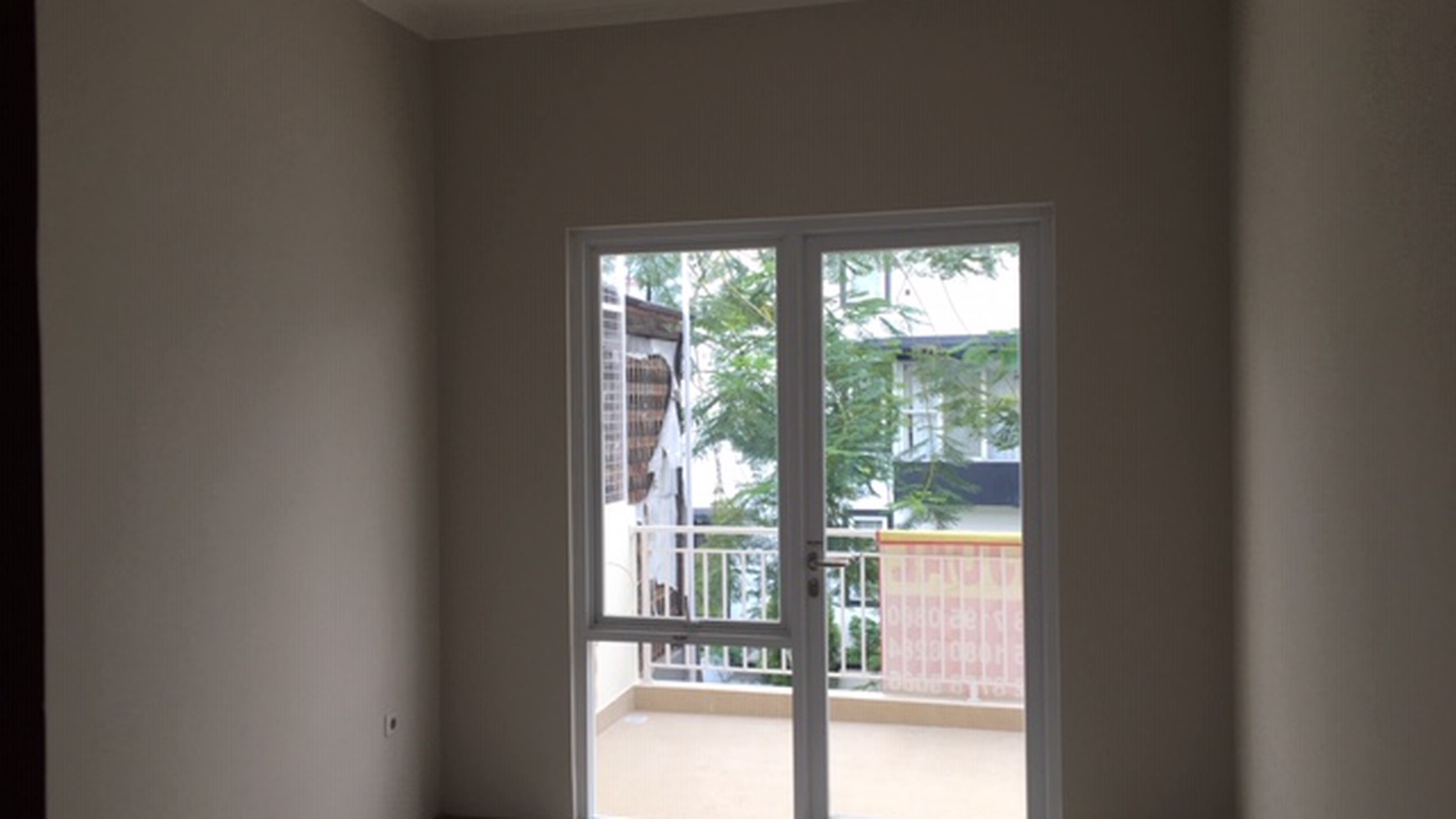 Di Jual New Britania JL. Liverpool - Lippo Karawaci Tangerang