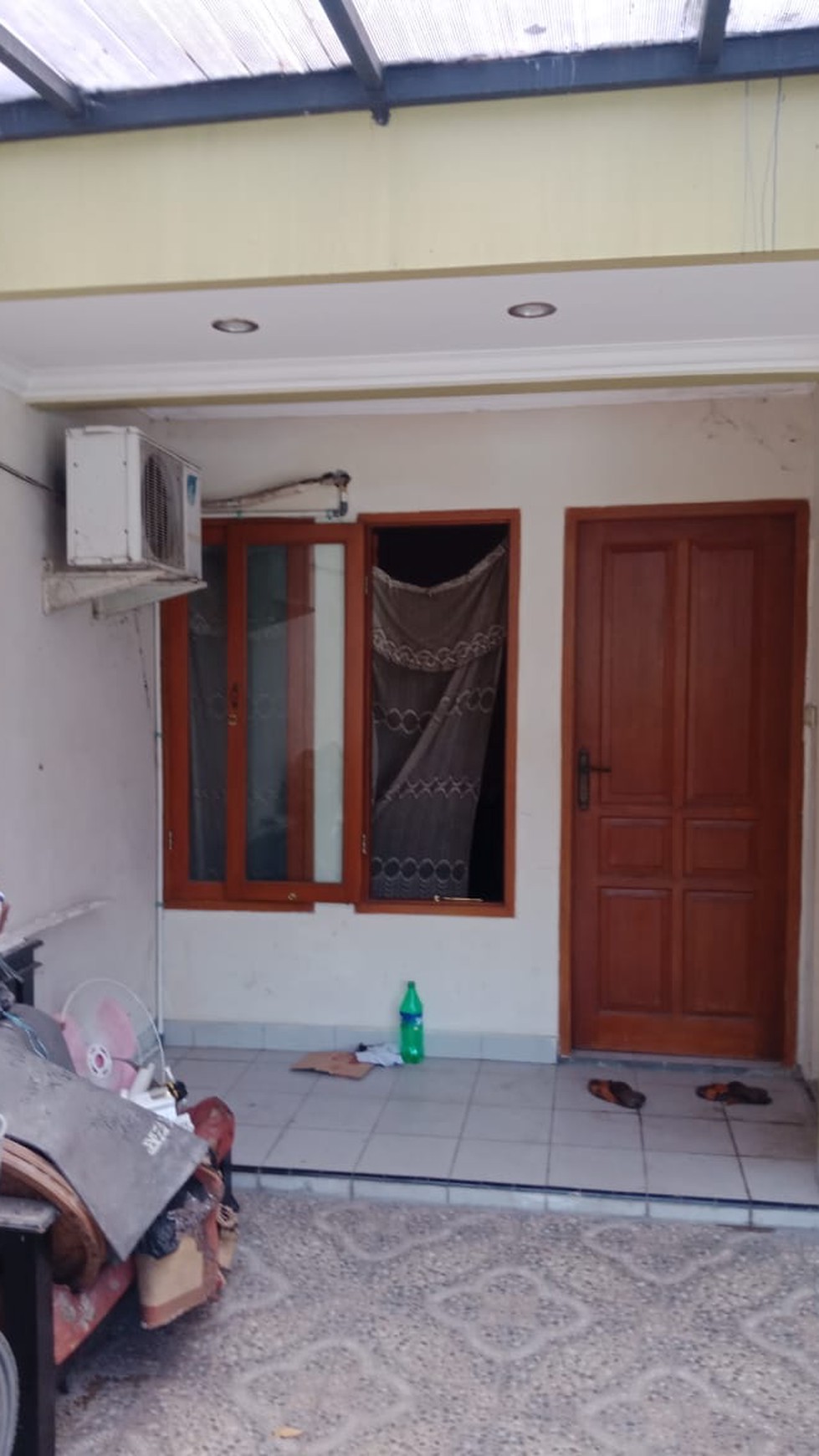 Rumah DIjual Murah tanah besar 200 di Ciputat Timur Tangsel