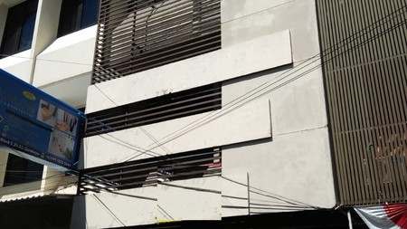 Ruko 3 Lantai Darmo Park