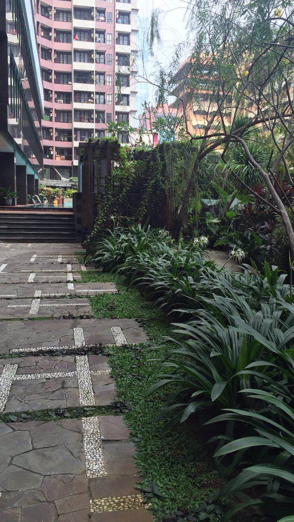 Dijual Cepat Apartemen Taman Sari Semanggi Luas 69m2 - 2BR - Total Renov