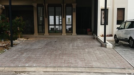 RUMAH BARU NYAMAN DI BSD