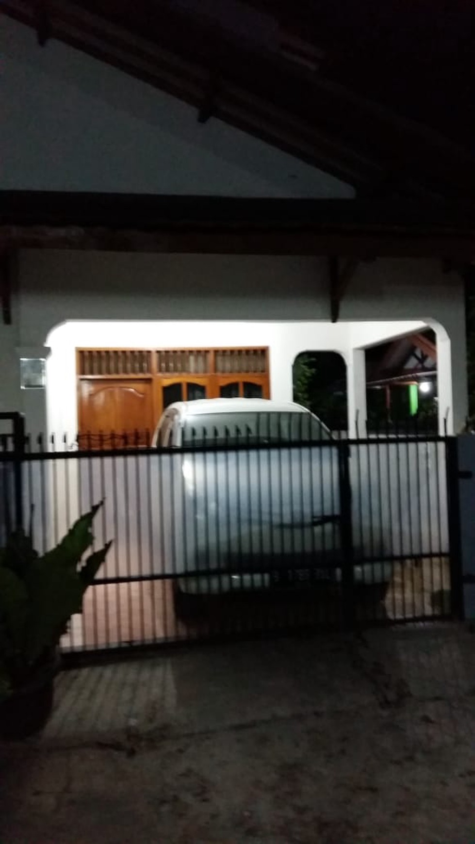 Rumah Nyaman dan Siap Huni di Kawasan Japos, Tangerang Selatan