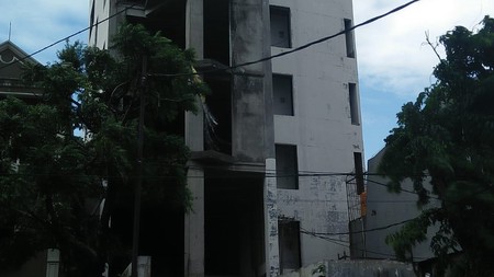 Gedung 6 Lantai Jalan Merak