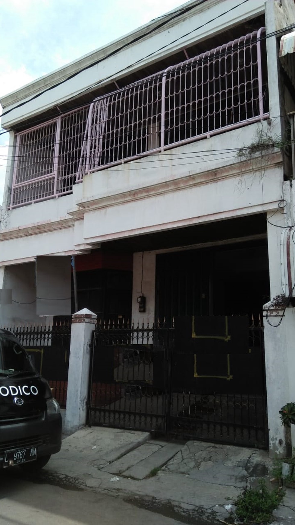 Rumah 2 Lantai Jalan Layar
