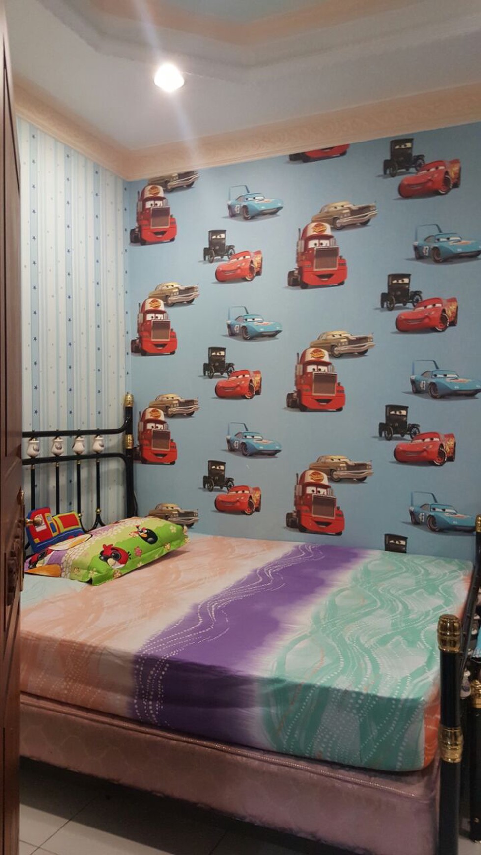 Murahh.... Jual Cepat.....Rumah 2.5 Lantai dalam Kompleks, Nyaman dan Aman di Kalibata, Jakarta Selatan