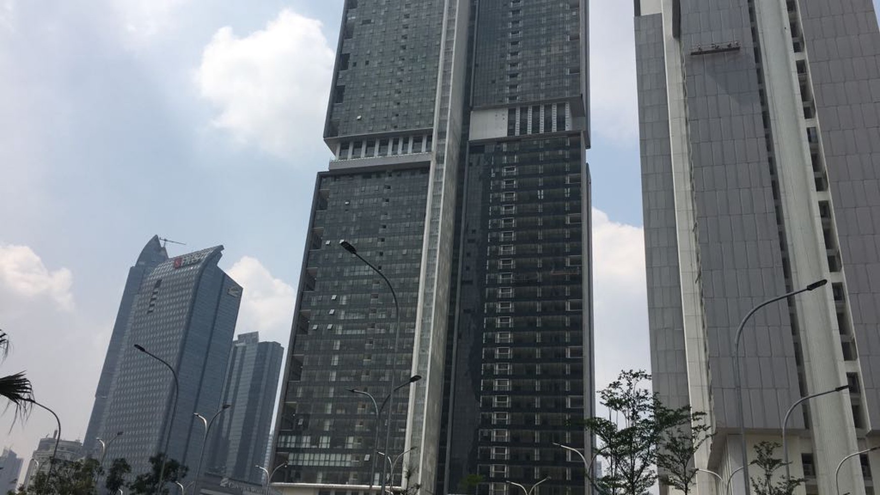 Dijual dan Disewakan Office Space Tokopedia Tower - Sudirman