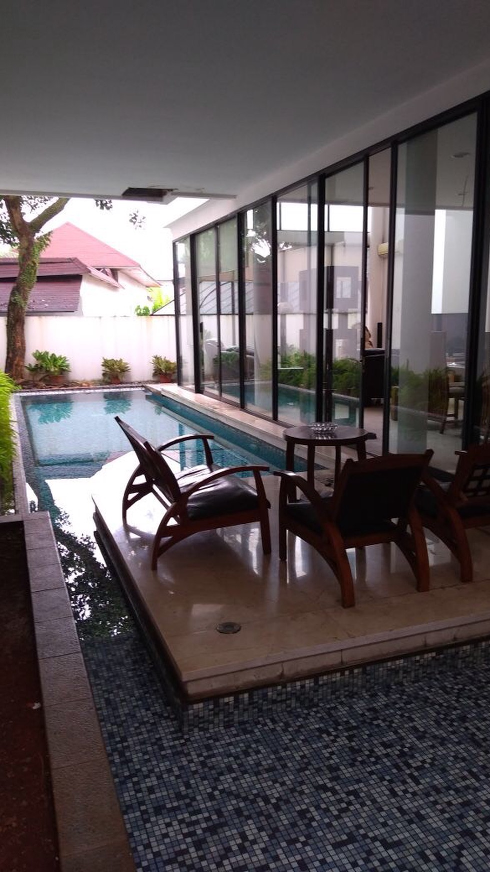 Dijual Townhouse Cantik Asri Dan Dilingkungan Nyaman - Ampera Kemang