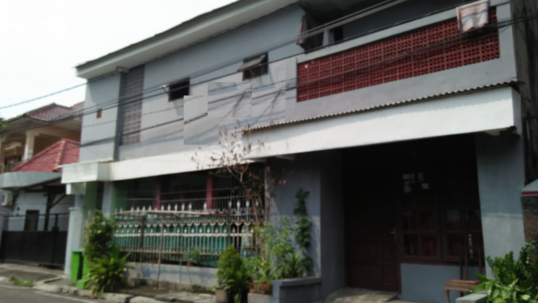 Rumah 2 lantai Ngagel Tirto