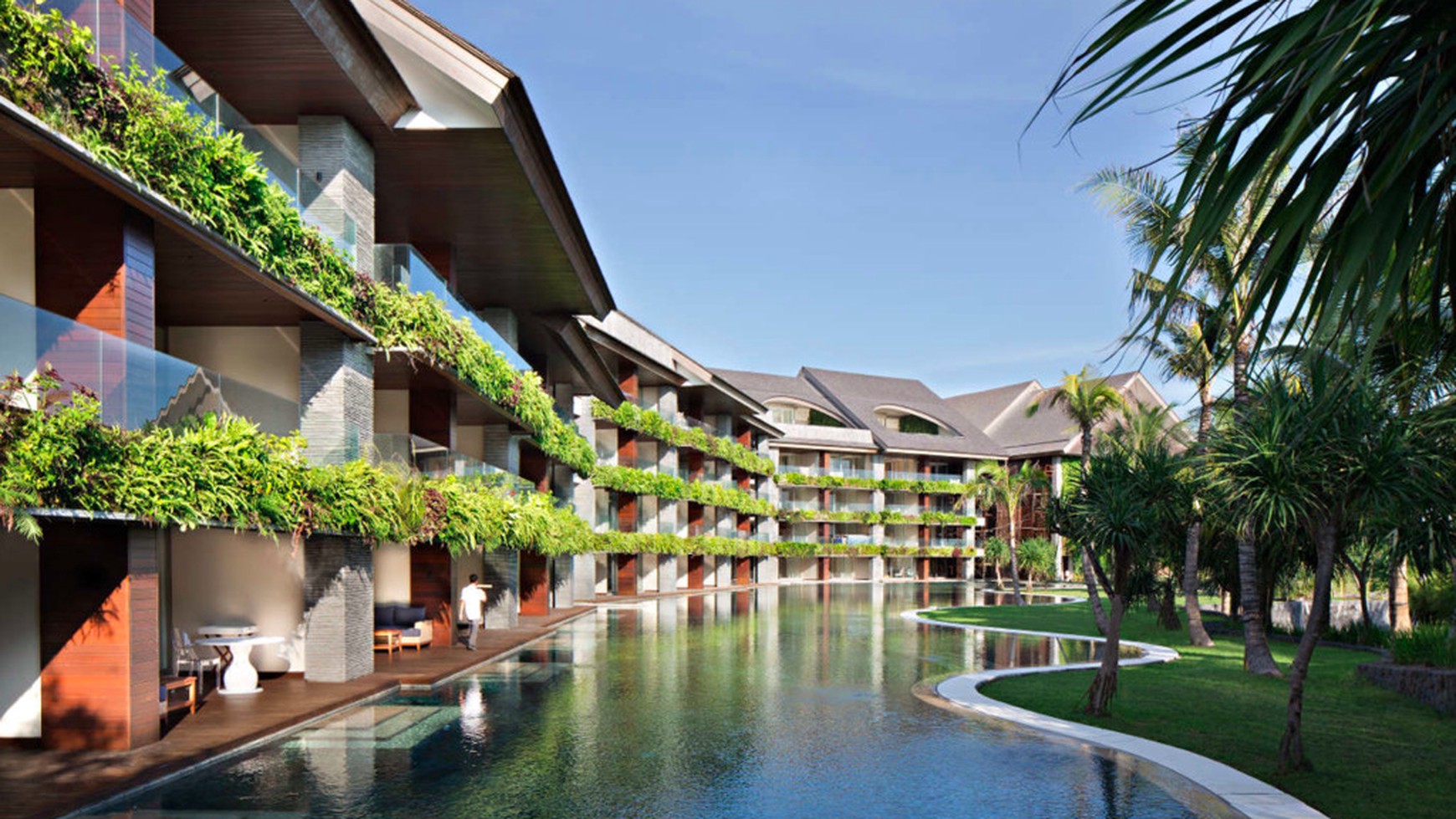 Two Bedroom Luxury Oceanfront Apartment in Echo Beach, Canggu