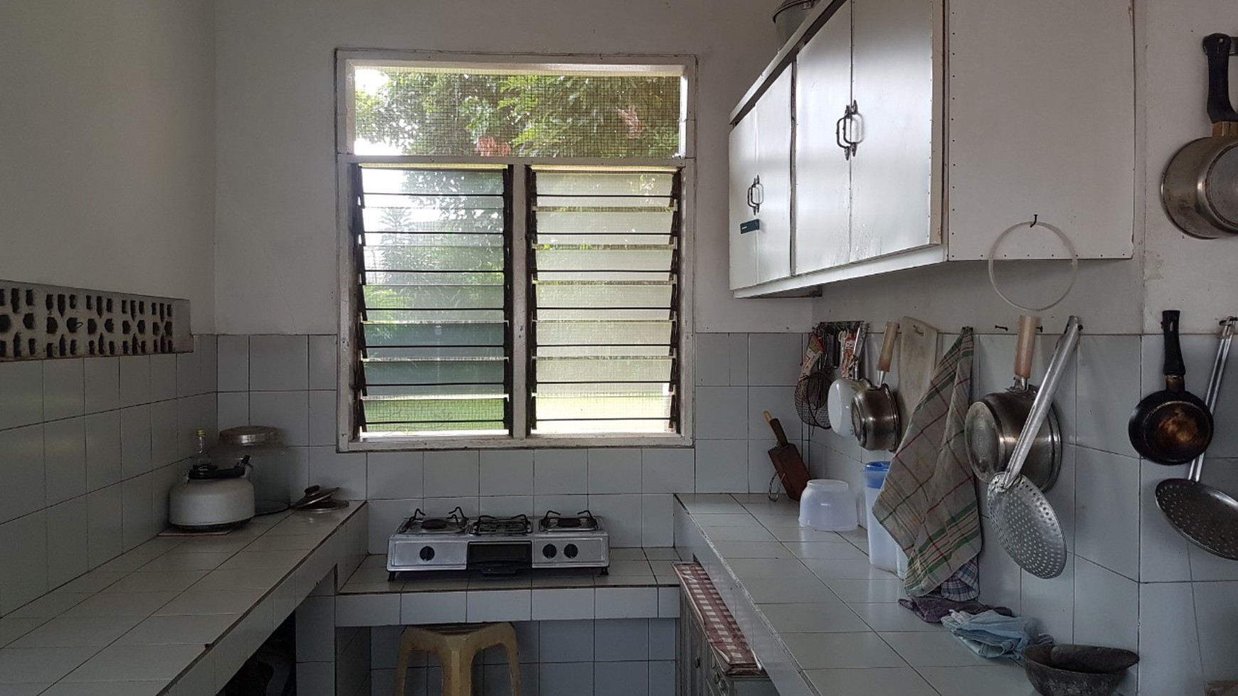 Rumah Lama di CIPETE, Jakarta Selatan DIJUAL HITUNG TANAH