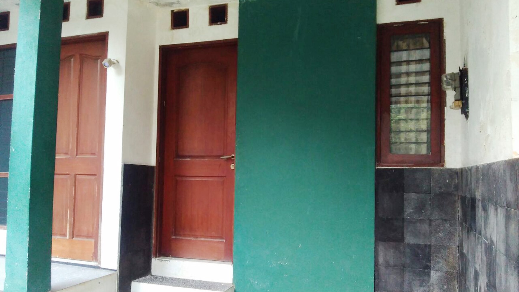 Disewakan Rumah Siap Huni, Strategis, dan Depan Taman @Taman Permata, Bintaro Sektor 9