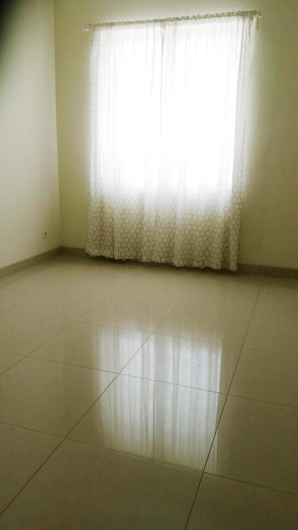 Disewakan Rumah Lokasi Strategis, Hunian Nyaman, dan Asri @Discovery Flamine Bintaro