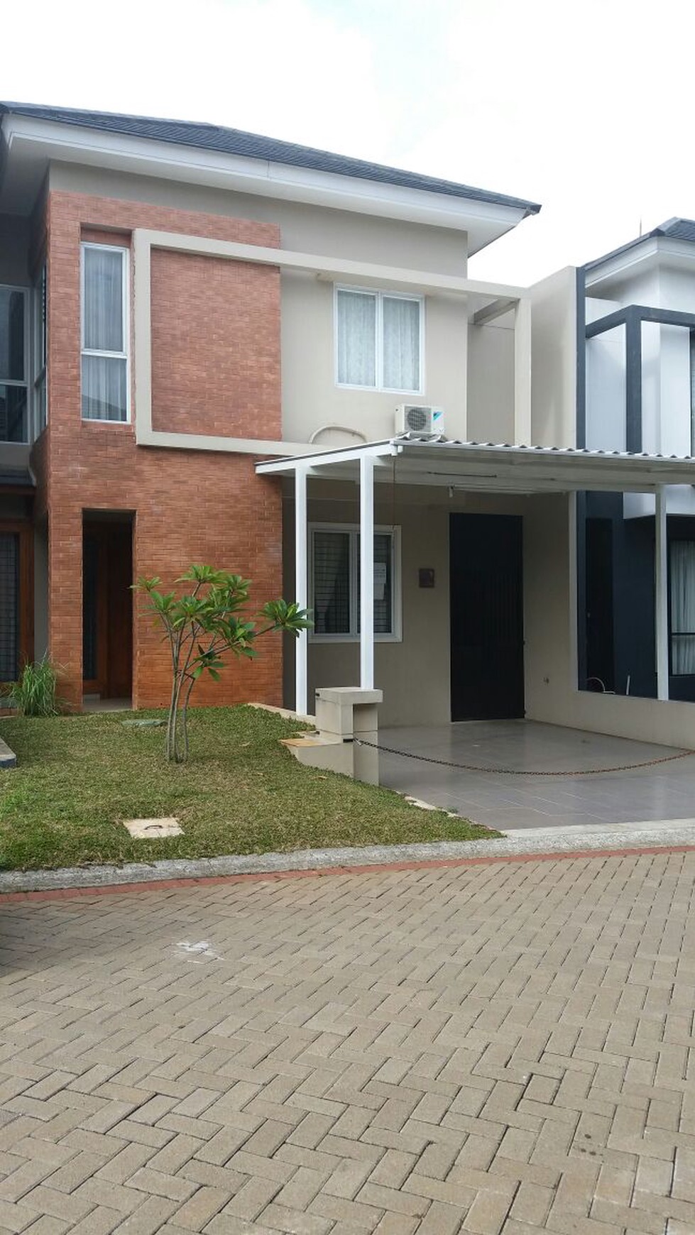 Disewakan Rumah Lokasi Strategis, Hunian Nyaman, dan Asri @Discovery Flamine Bintaro