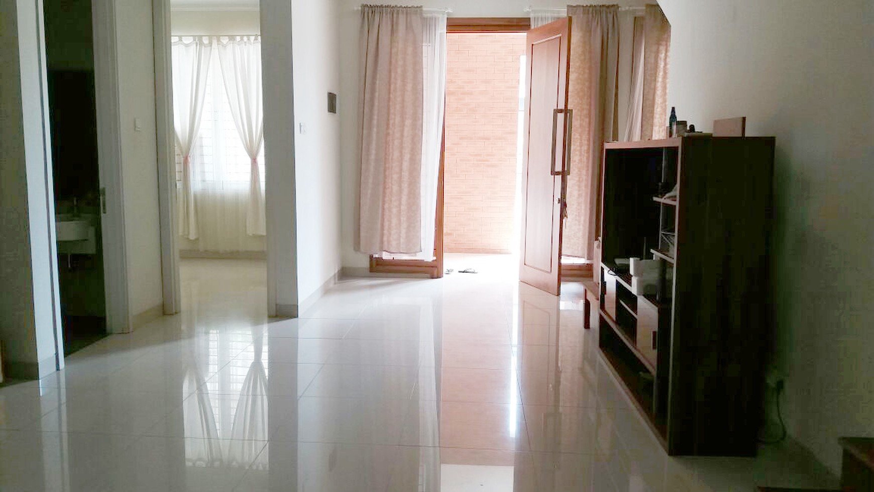 Disewakan Rumah Lokasi Strategis, Hunian Nyaman, dan Asri @Discovery Flamine Bintaro