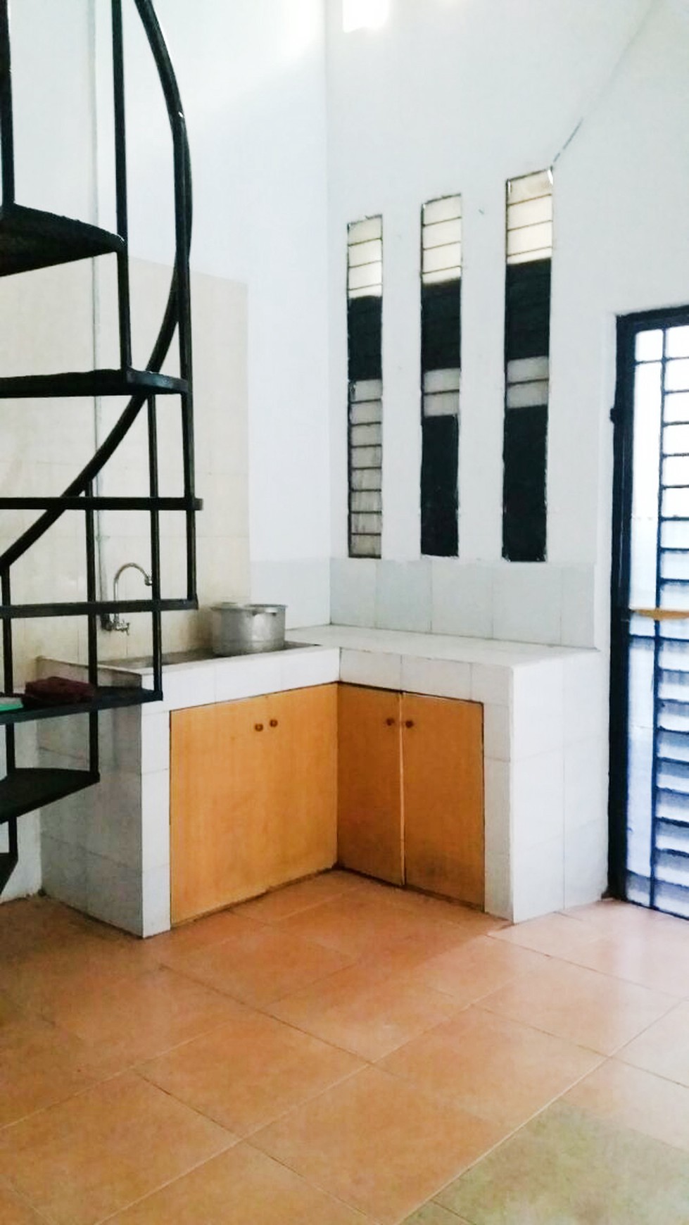 Disewakan Hunian Nyaman dan Strategis @Sektor 9 Bintaro