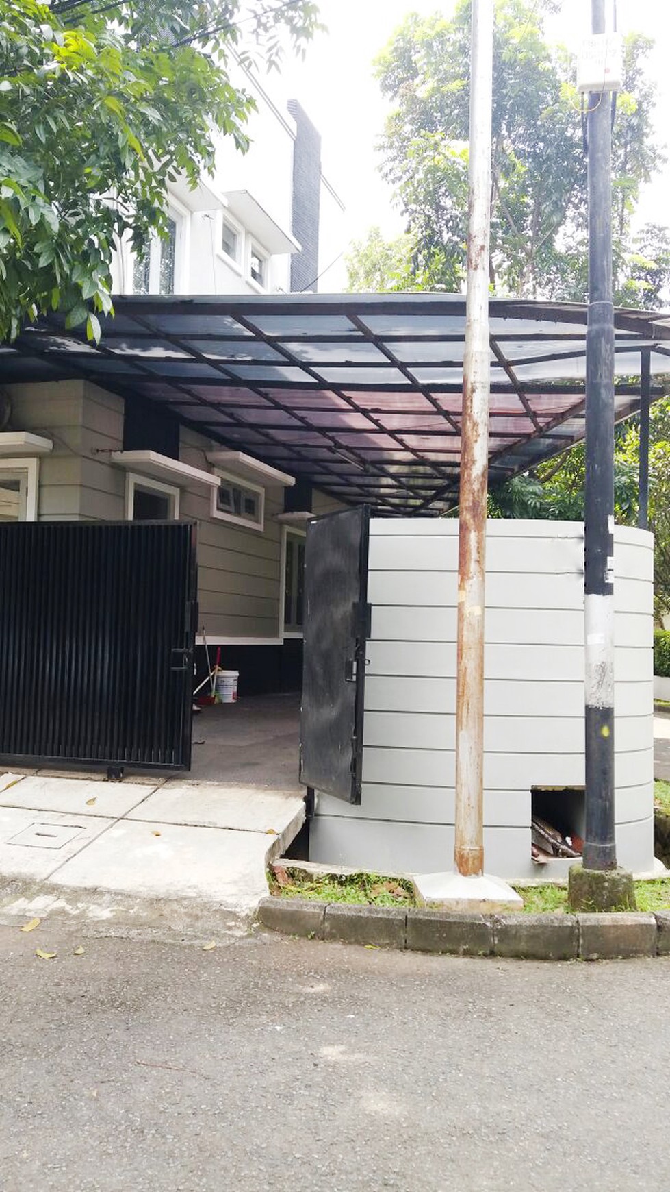 Disewakan Hunian Nyaman dan Strategis @Sektor 9 Bintaro