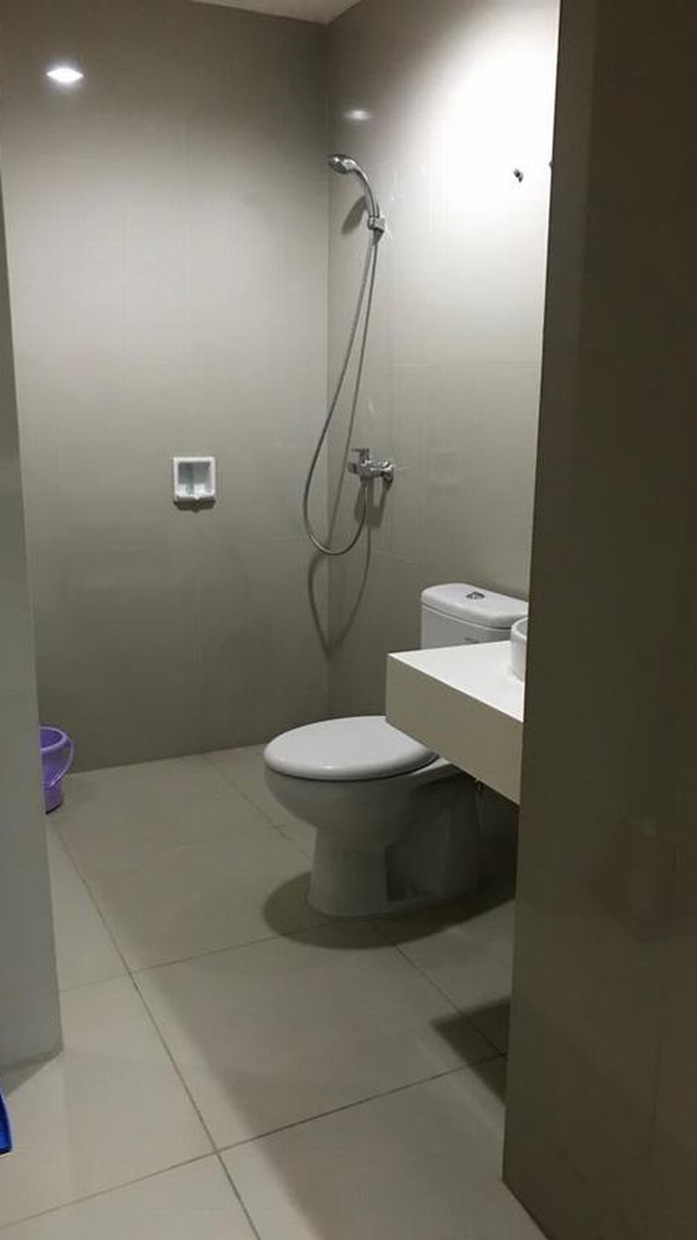 Dijual Apartemen strategis, harga nego abis, fasilitas umum sangat lengkap, parking