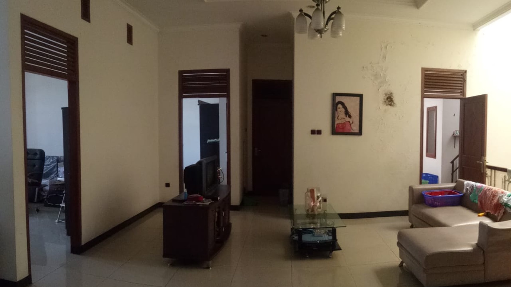 Rumah di Komplek Elit Puri Tirta Kencana Cicadas Ahmad Yani Bandung