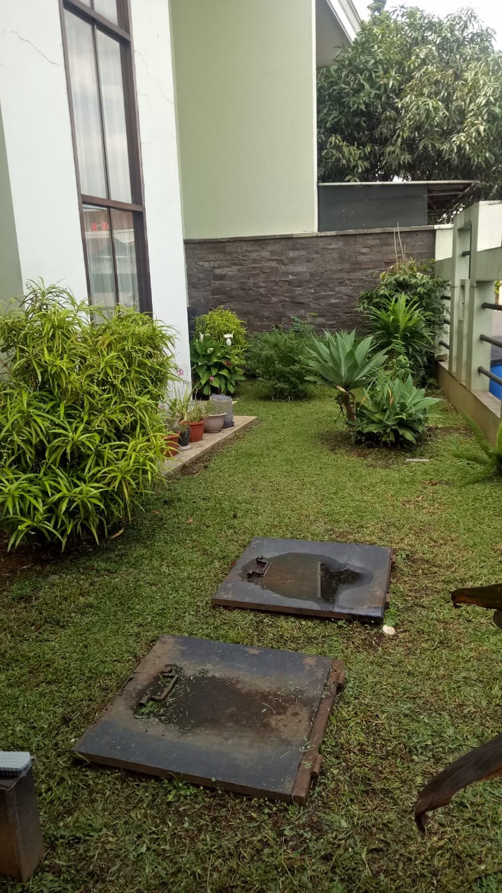 Rumah di Komplek Elit Puri Tirta Kencana Cicadas Ahmad Yani Bandung