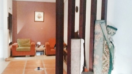 Dijual Rumah tinggal, nyaman dan lokasi strategis di Graha Raya Bintaro