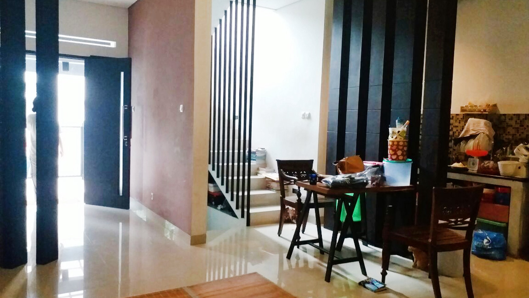 Dijual Rumah tinggal, nyaman dan lokasi strategis di Graha Raya Bintaro