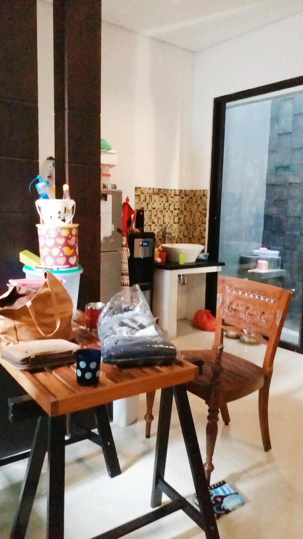 Dijual Rumah tinggal, nyaman dan lokasi strategis di Graha Raya Bintaro