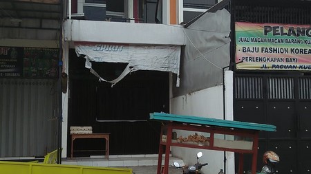 Ruko Pusat Kota daerah pacuan kuda