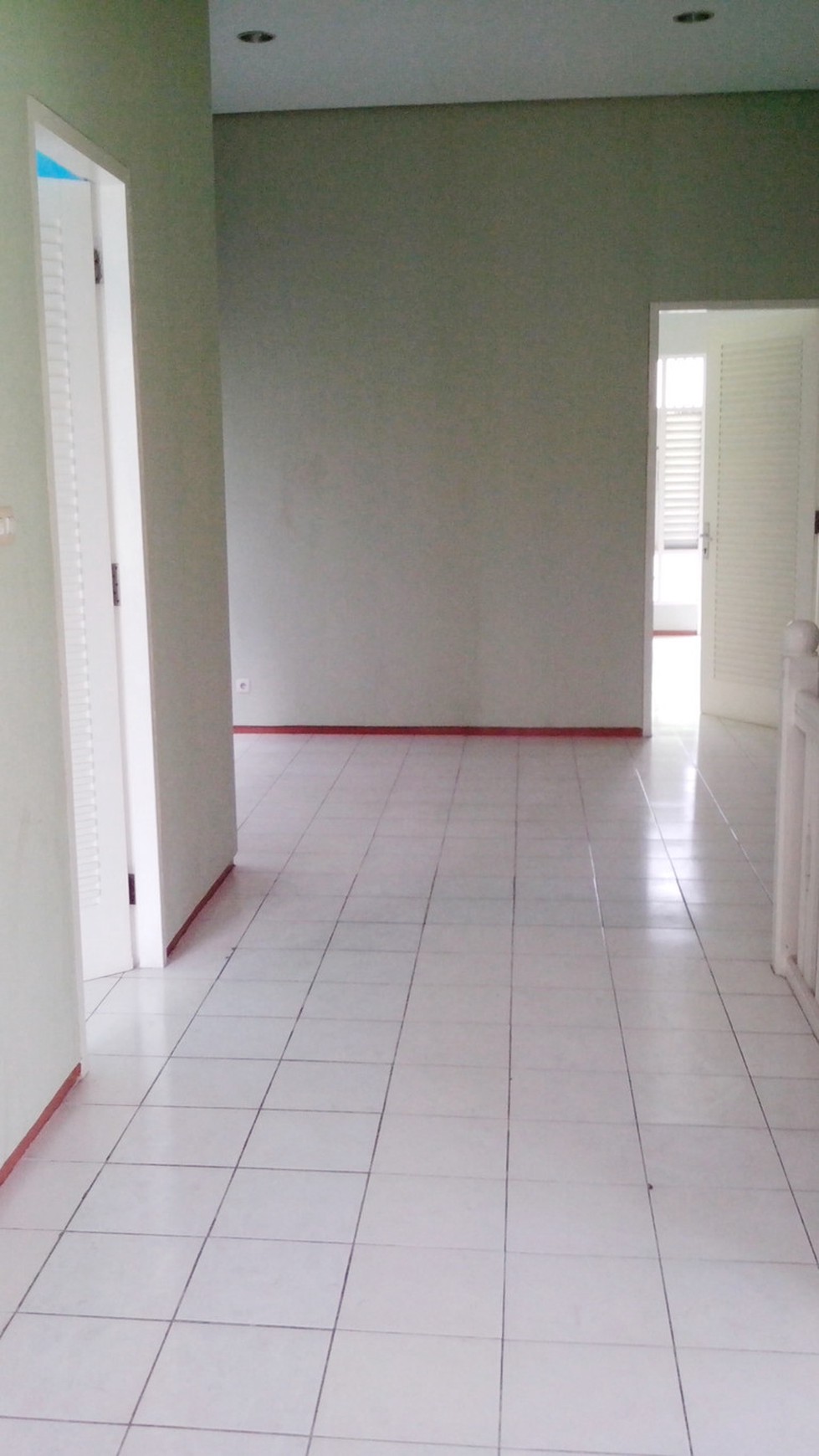 SOLD , Rumah tinggal, nyaman dan lokasi strategis di Camar Raya Bintaro