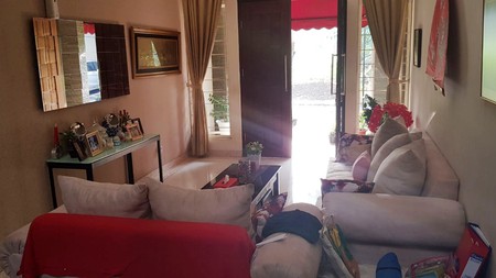 Dijual Rumah tinggal, Semi Furnish, lokasi strategis @Puri Bintaro Sektor 9