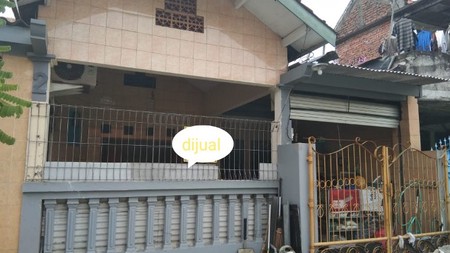 Dijual Rumah Strategis di Sepanjang, Sidoarjo
