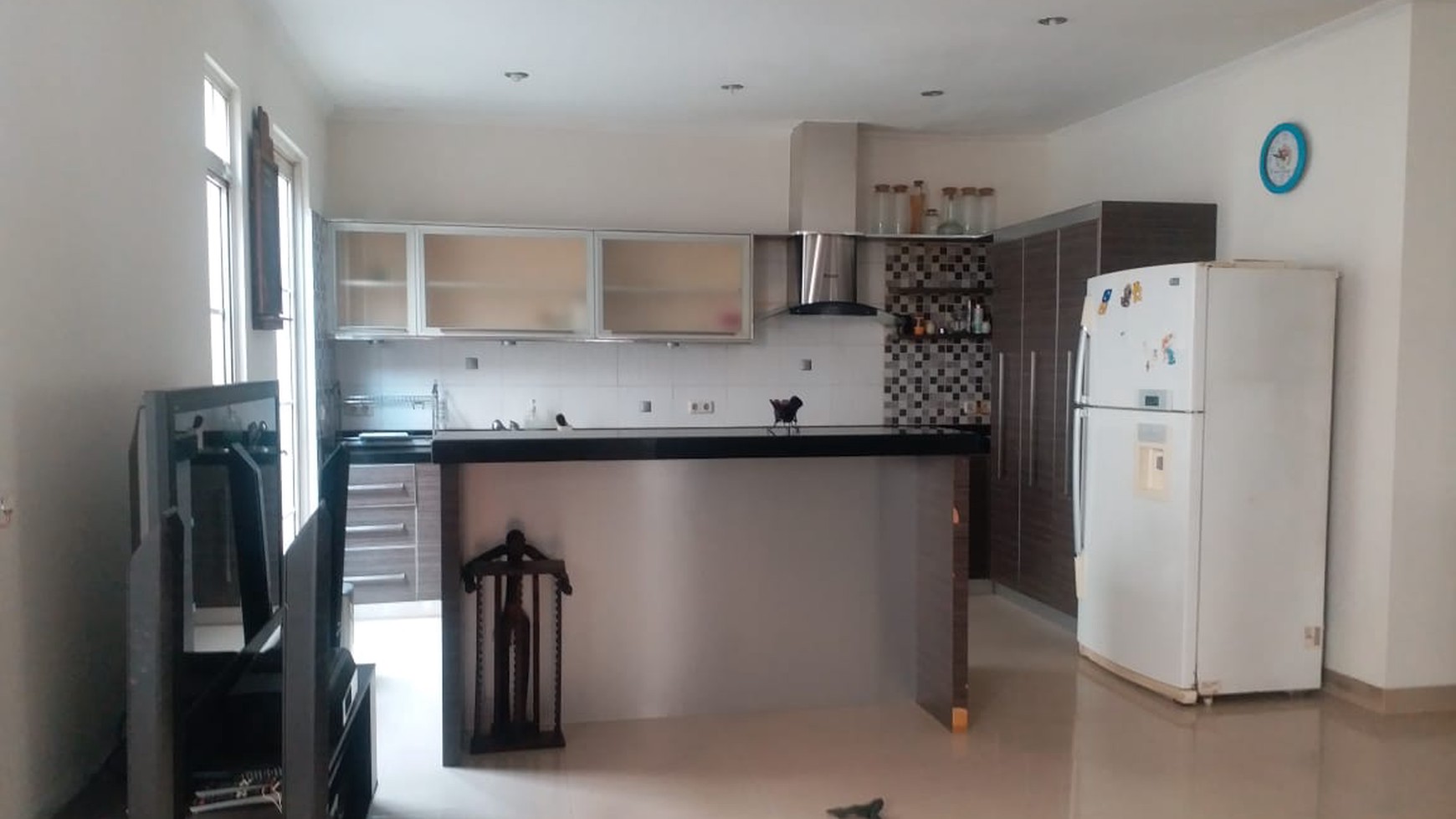 Di Sewakan Rumah Di JL. Sumatera - Lippo Karawaci Tangerang