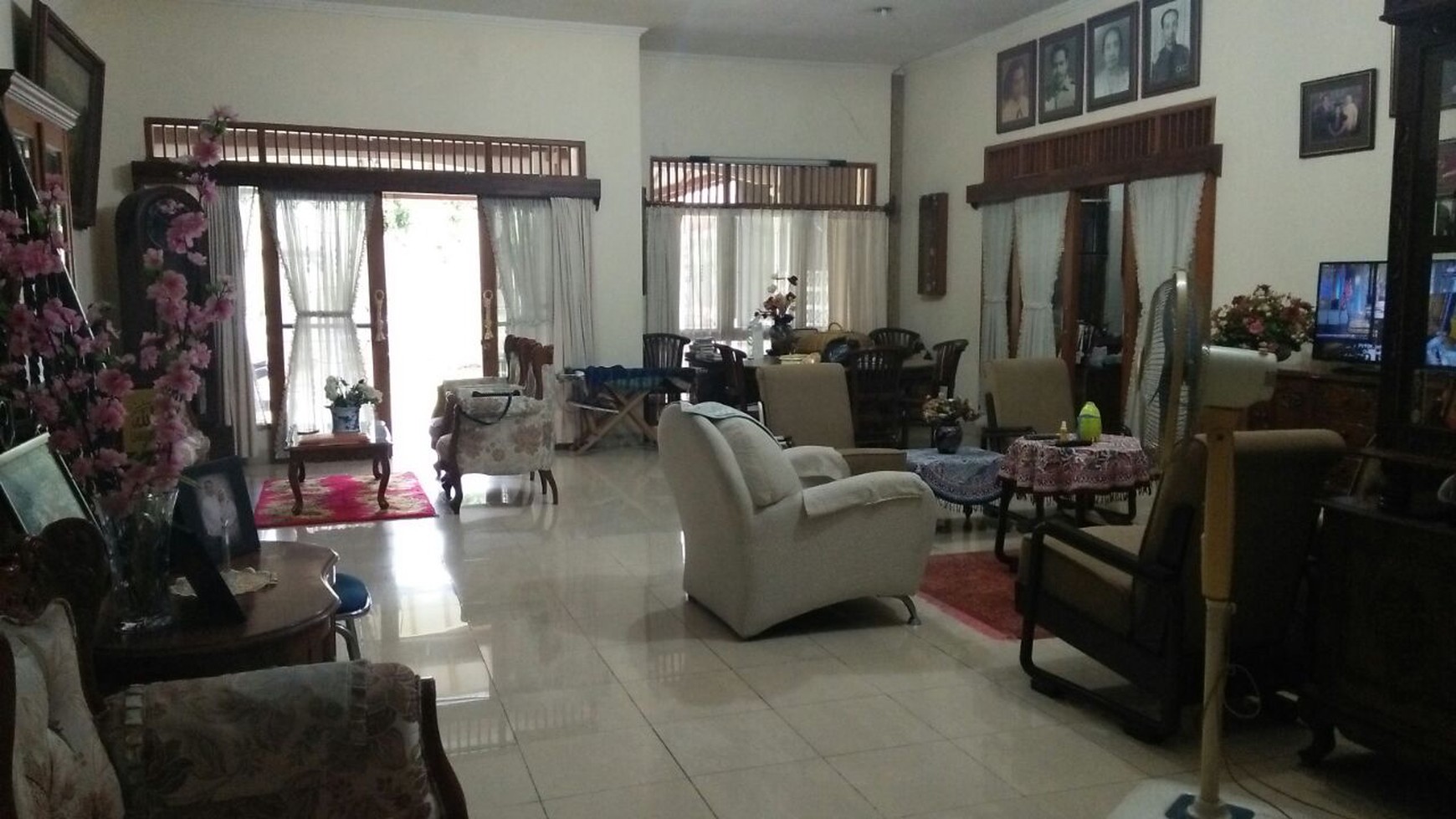 DIJUAL CEPAT Rumah TERAWAT Bandung Utara Cigadung