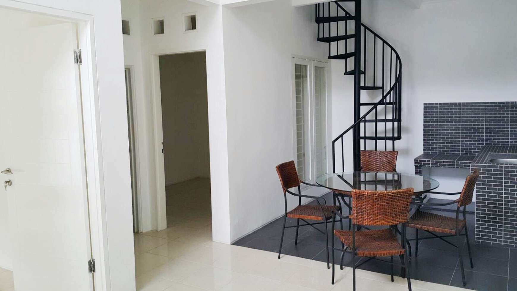 Dijual Rumah, Lokasi Strategis, dan Hunian Nyaman @Permata Vania Sektor 9 Bintaro